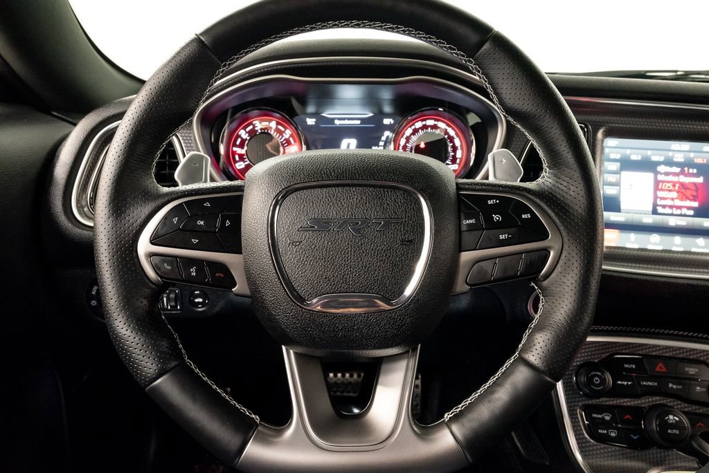 Used 2018 Dodge Challenger SRT Hellcat RWD image 18