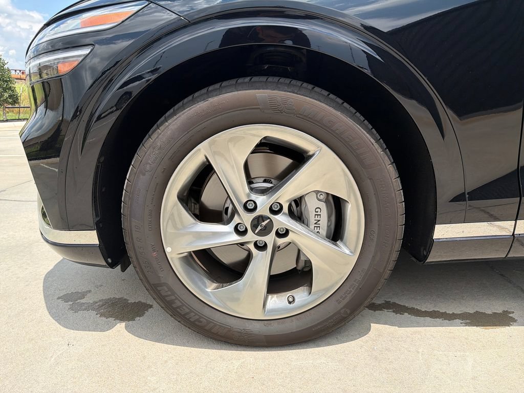 Certified 2026 Genesis GV70 2.5T AWD/4WD image 25