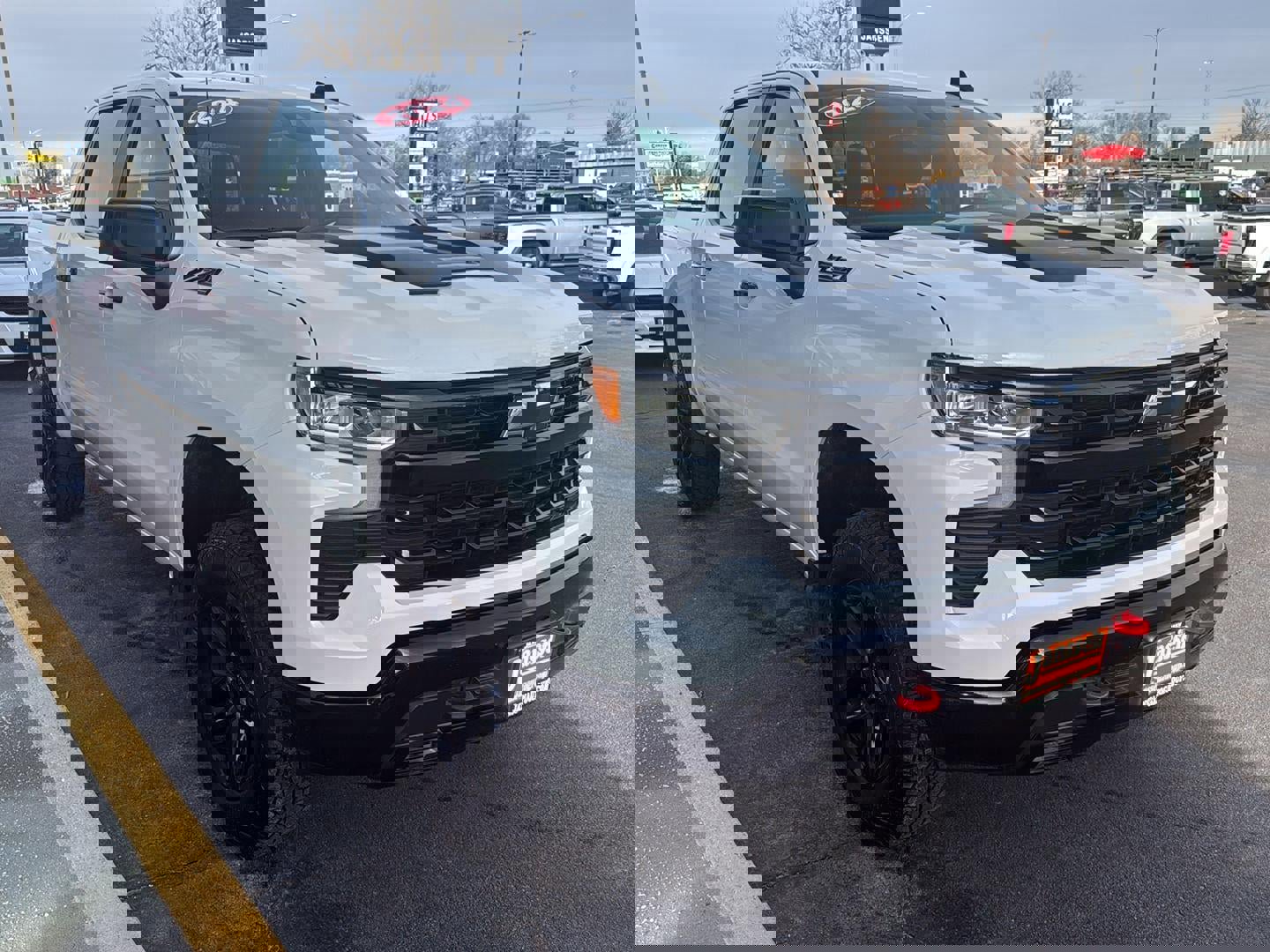 Used 2024 Chevrolet Silverado 1500 LT Trail Boss w/ Protection Package image 8