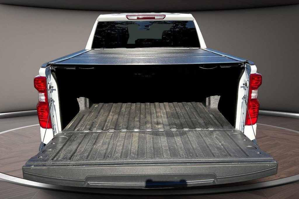 Used 2022 Chevrolet Silverado 1500 LT w/ Protection Package RWD image 10