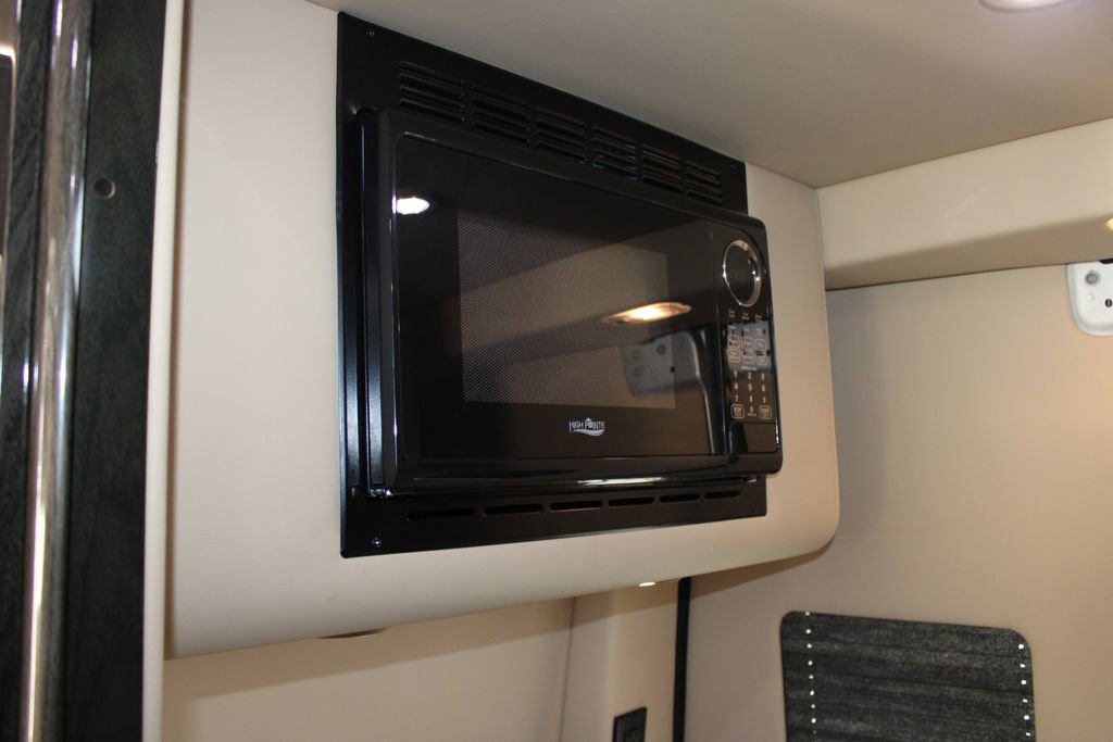 Used 2021 Mercedes-Benz Sprinter 3500 image 30
