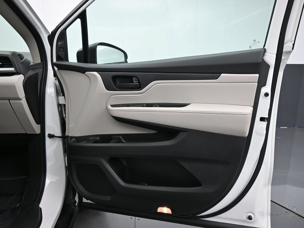 Certified 2026 Honda Odyssey EX-L image 25