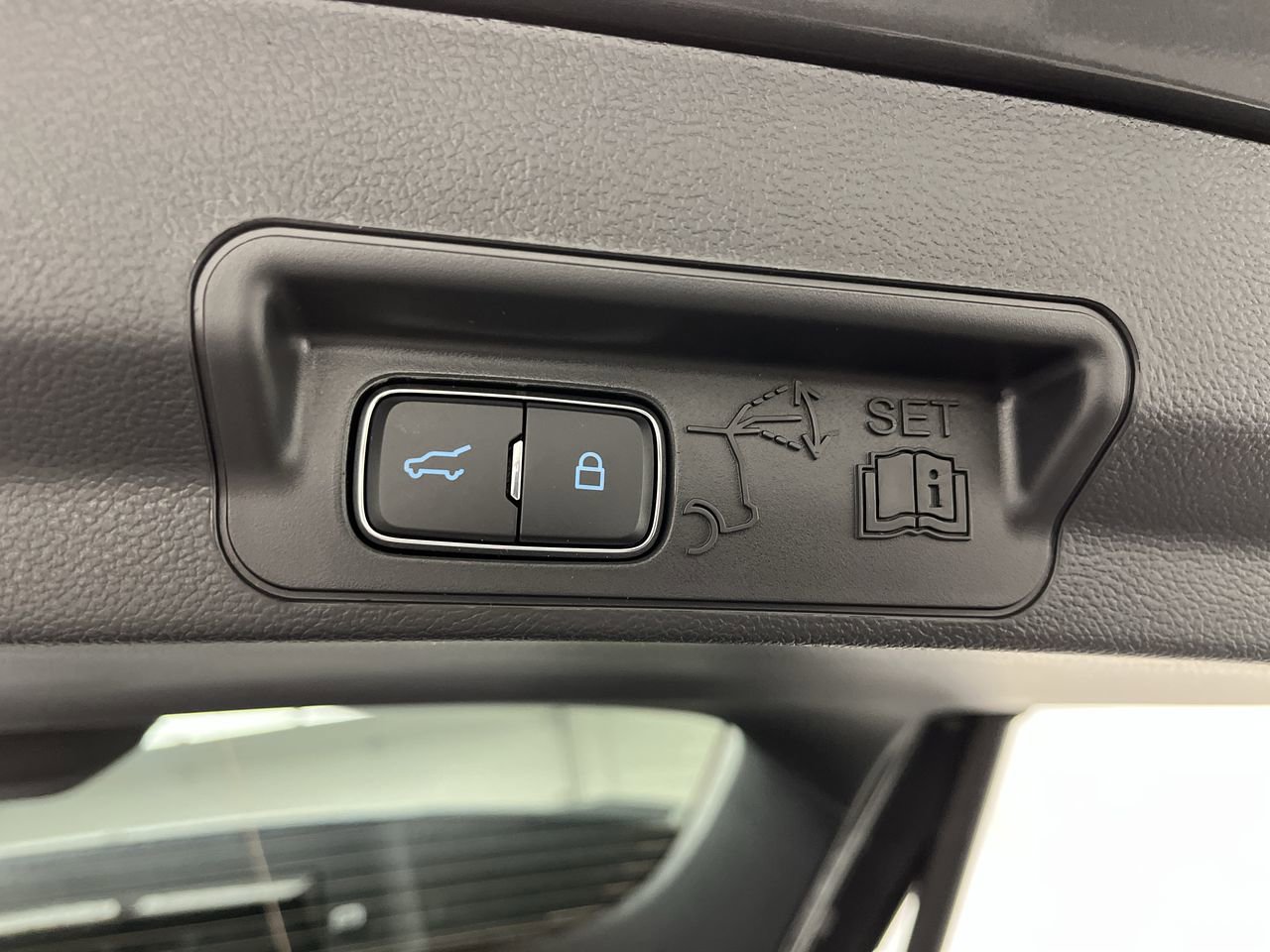 New 2026 Ford Explorer Tremor w/ Tremor Convenience Package AWD/4WD image 32
