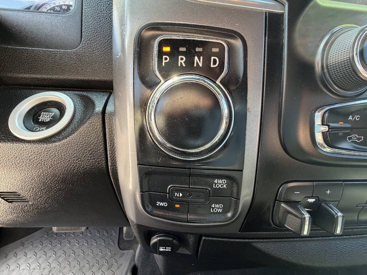 Used 2022 RAM 1500 Warlock AWD/4WD image 23