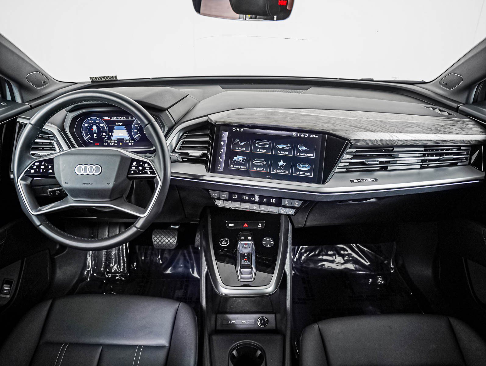 Used 2023 Audi Q4 e-tron Premium Plus w/ Premium Plus AWD/4WD image 12