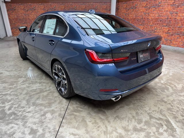 Used 2026 BMW 330i xDrive Sedan w/ Premium Package AWD/4WD image 3