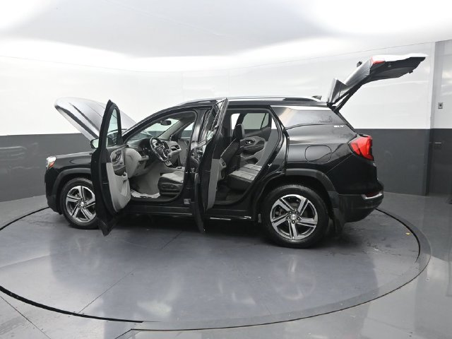 Used 2020 GMC Terrain SLT w/ Preferred Package FWD image 33