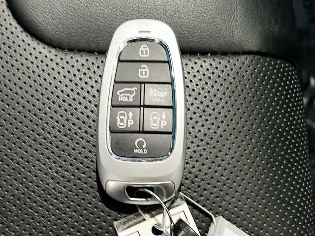Used 2023 Hyundai Santa Fe Limited AWD/4WD image 33