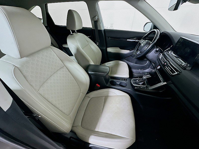 Used 2021 Kia Seltos SX image 29