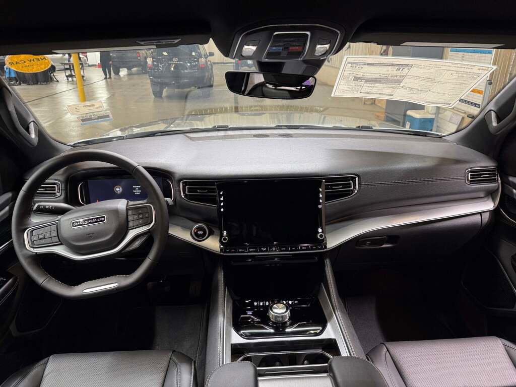 New 2026 Jeep Grand Wagoneer L Limited image 35