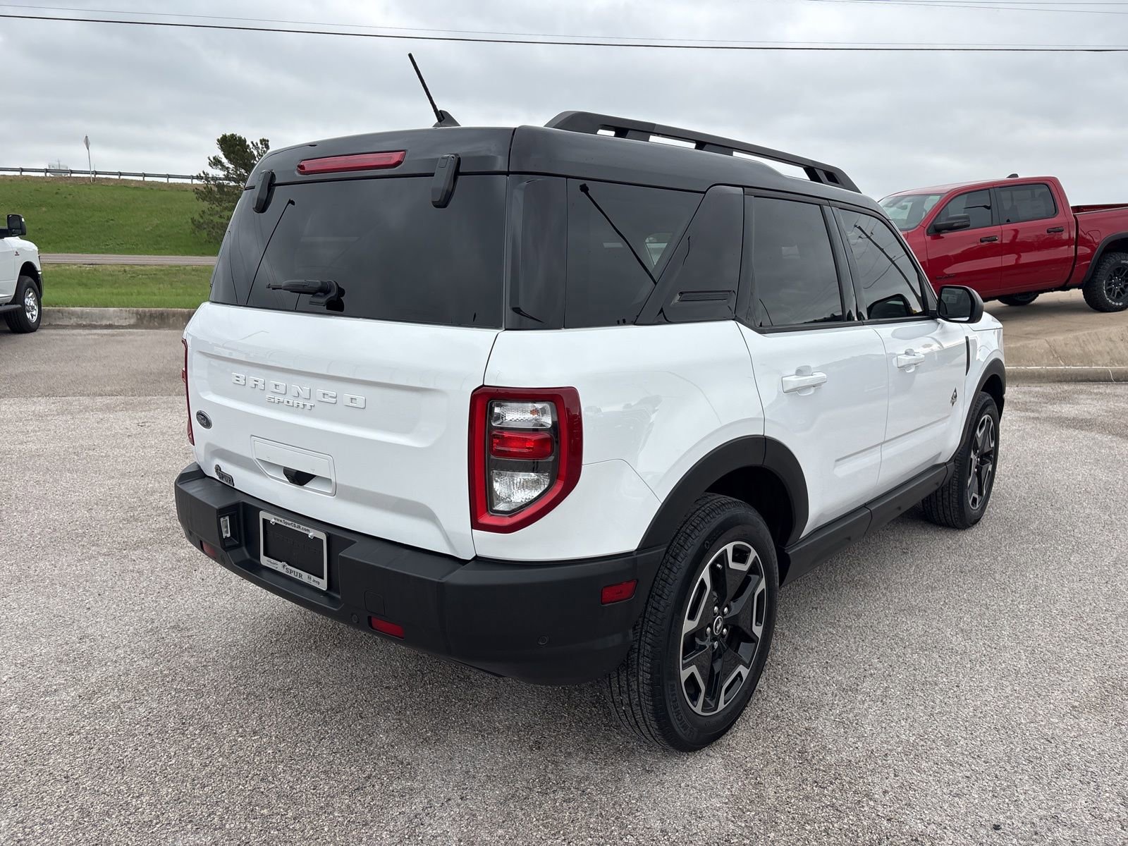 Used 2024 Ford Bronco Sport Outer Banks w/ Tech Package image 6
