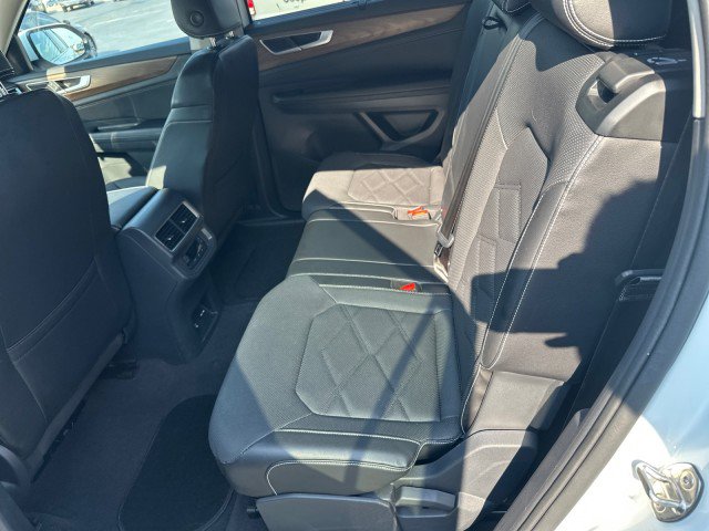 Used 2024 Volkswagen Atlas SE image 17