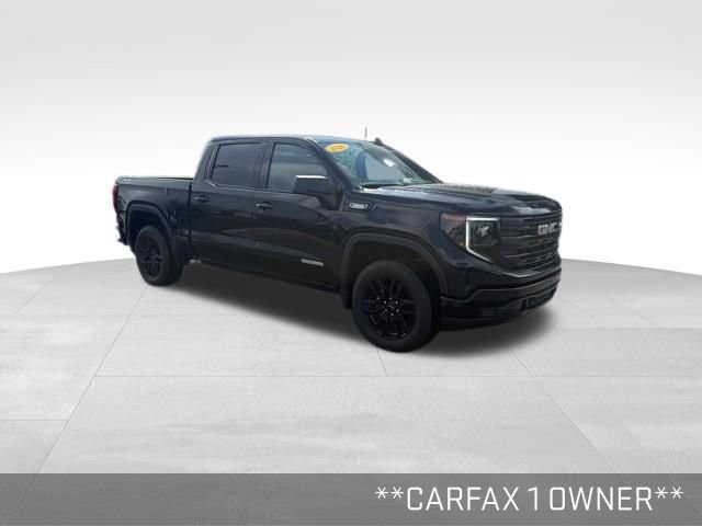 Used 2026 GMC Sierra 1500 Elevation image 2