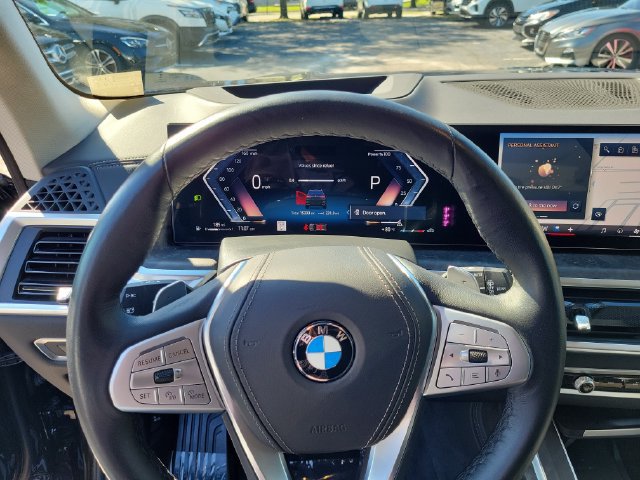 Used 2026 BMW X7 xDrive40i AWD/4WD image 25