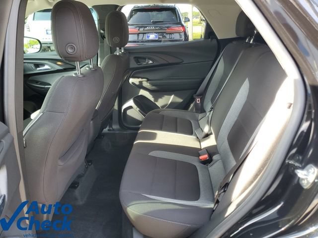 Used 2023 Chevrolet TrailBlazer LT w/ Convenience Package FWD image 11