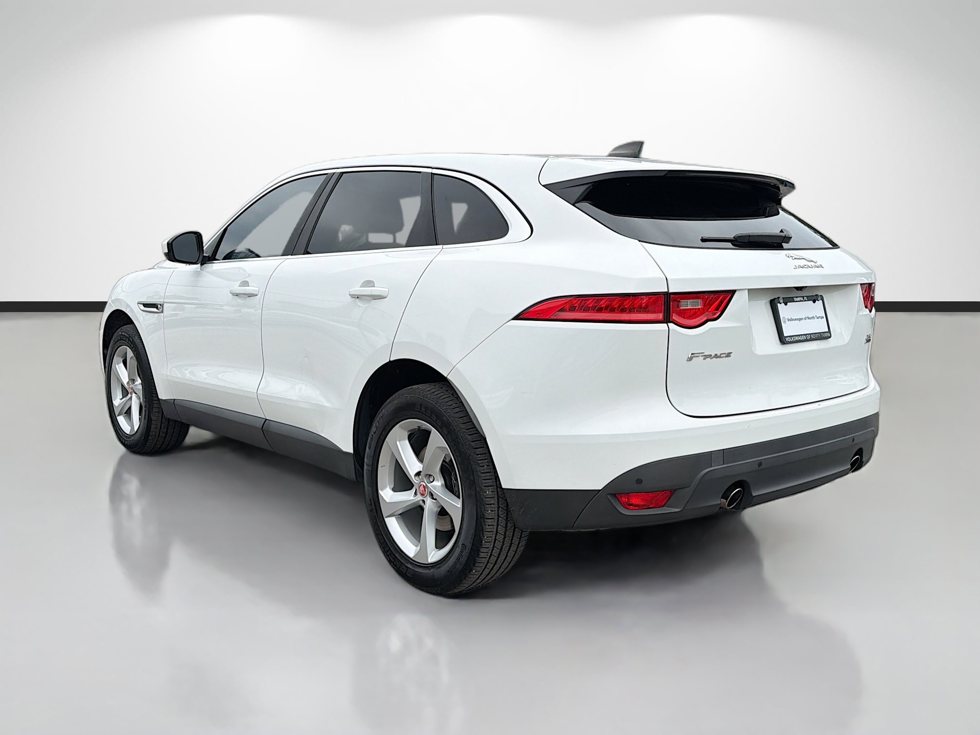 Used 2020 Jaguar F-PACE AWD/4WD image 5