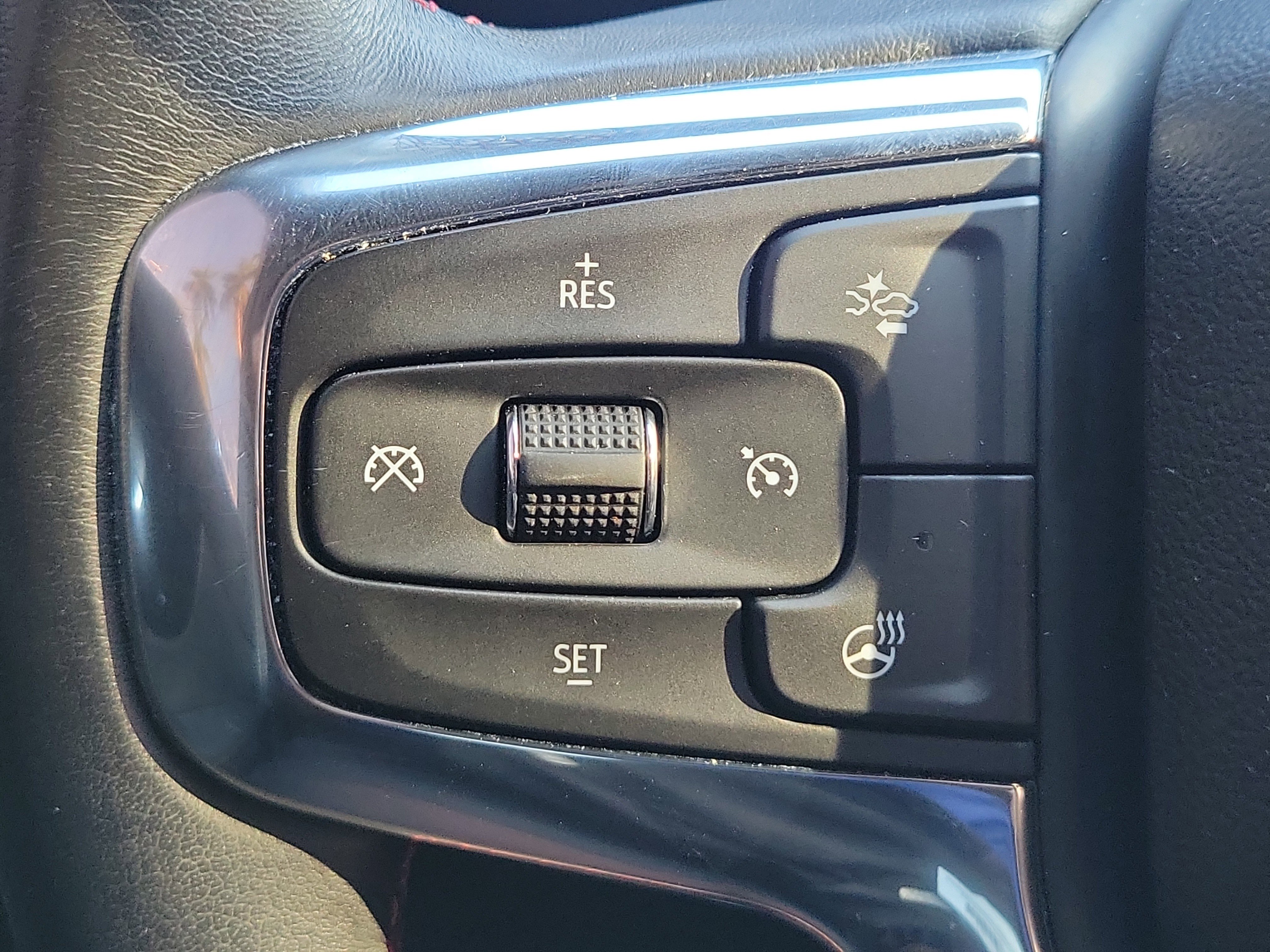 Used 2022 Chevrolet Blazer RS w/ Enhanced Convenience Package FWD image 26