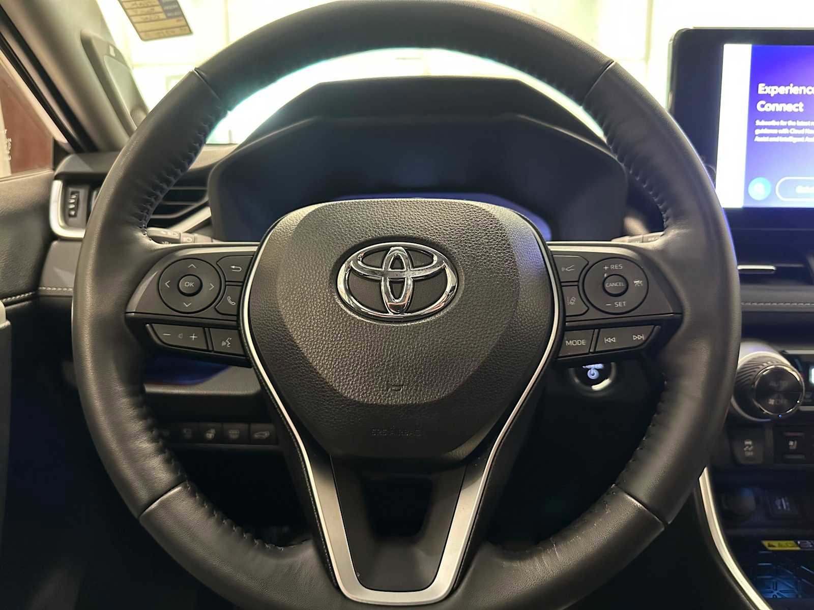 Used 2024 Toyota RAV4 Limited w/ Advanced Technology Package AWD/4WD image 10