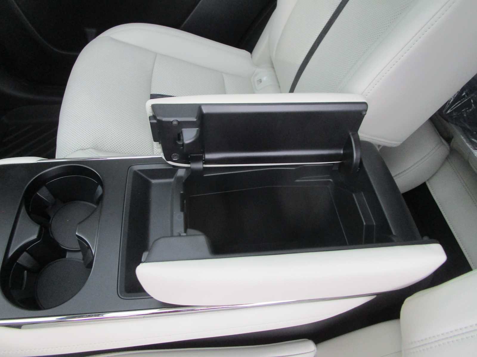 Used 2024 MAZDA CX-90 3.3 Turbo S w/ Premium Plus AWD/4WD image 11