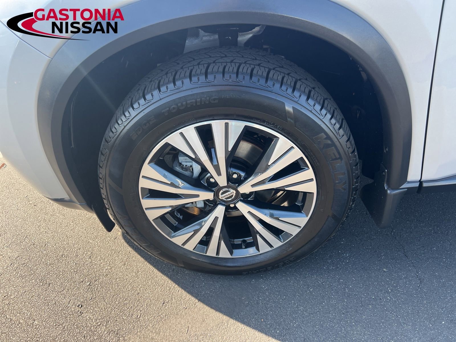 Used 2021 Nissan Rogue SV image 6