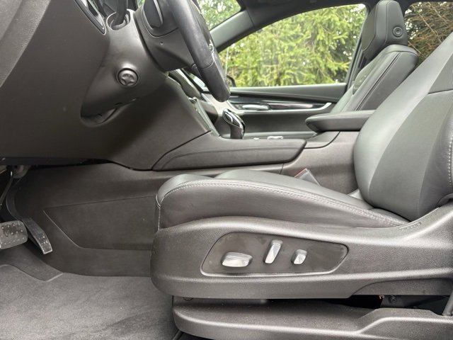 Certified 2023 Cadillac XT5 Premium Luxury image 22