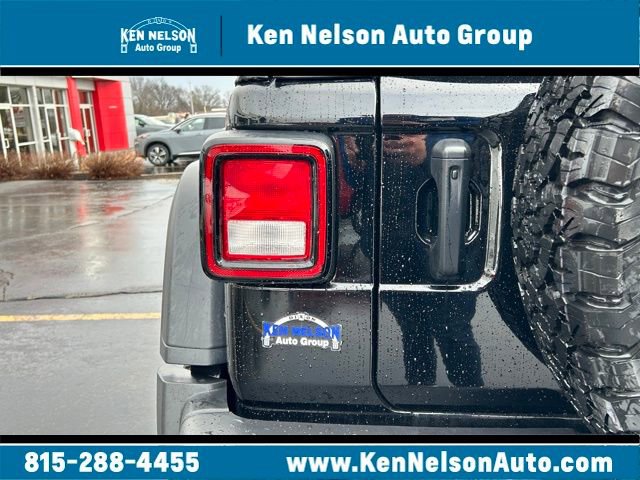 Used 2022 Jeep Wrangler Unlimited Rubicon image 9