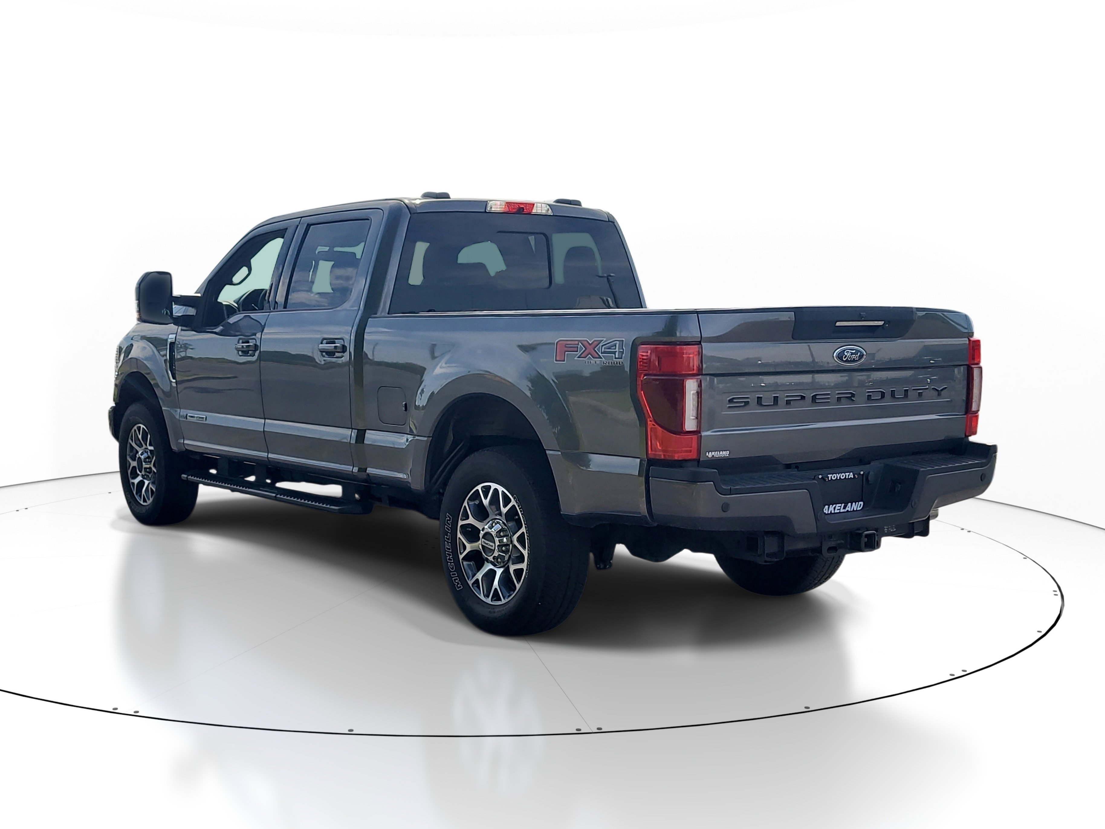 Used 2022 Ford F250 Lariat w/ Lariat Ultimate Package AWD/4WD image 5