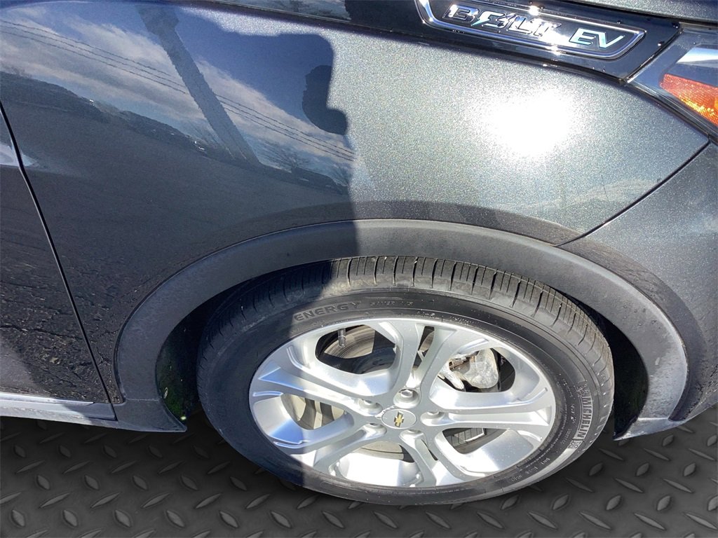Used 2017 Chevrolet Bolt LT image 25