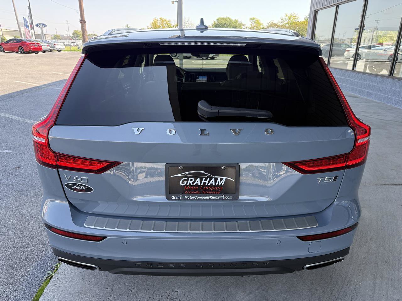 Used 2022 Volvo V60 T5 Cross Country AWD/4WD image 5