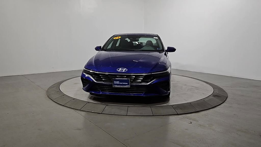 Certified 2024 Hyundai Elantra SEL w/ Convenience Package FWD image 10