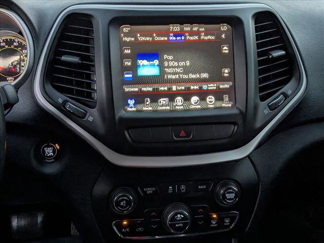 Used 2015 Jeep Cherokee Trailhawk w/ Comfort/Convenience Group image 15