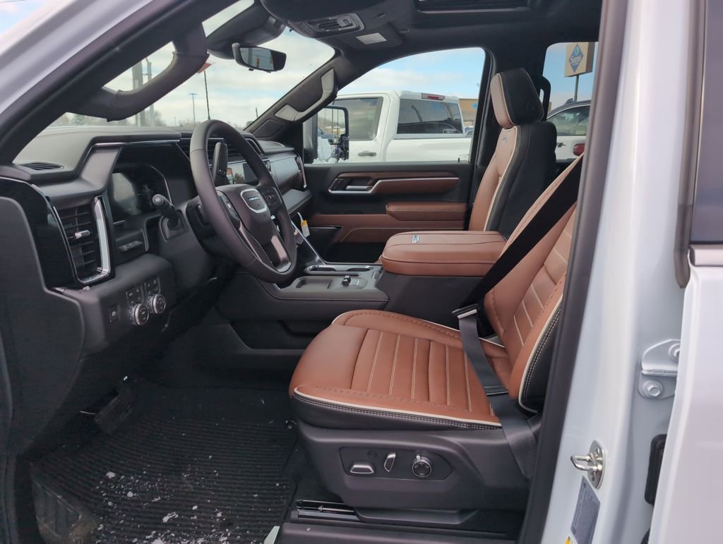 New 2026 GMC Sierra 3500 Denali Ultimate image 14