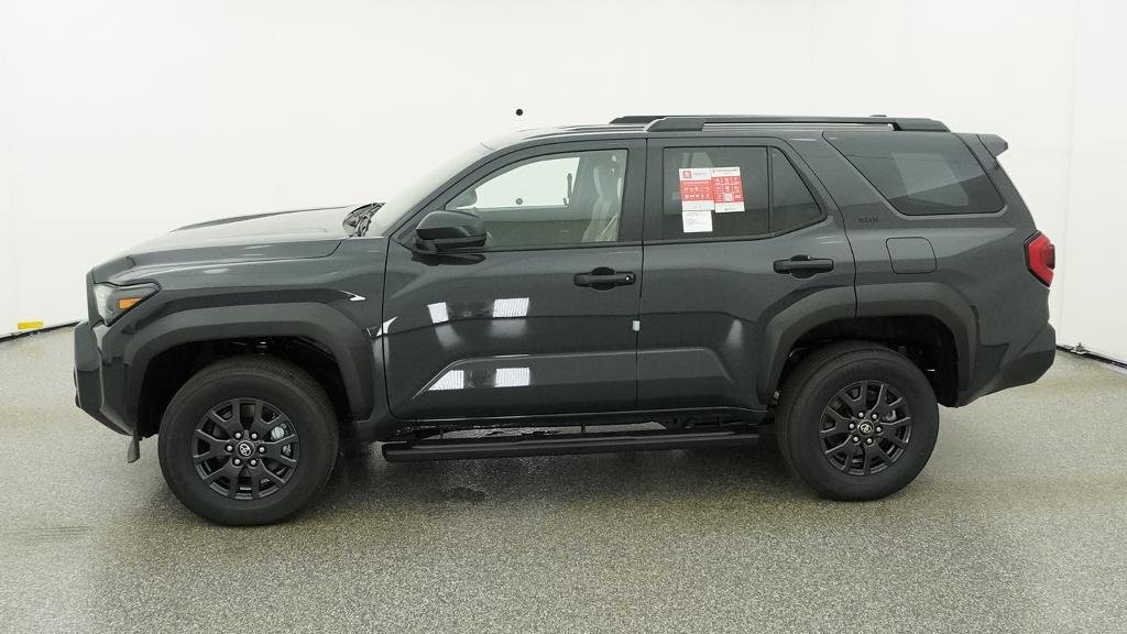 New 2026 Toyota 4Runner SR5 AWD/4WD image 3