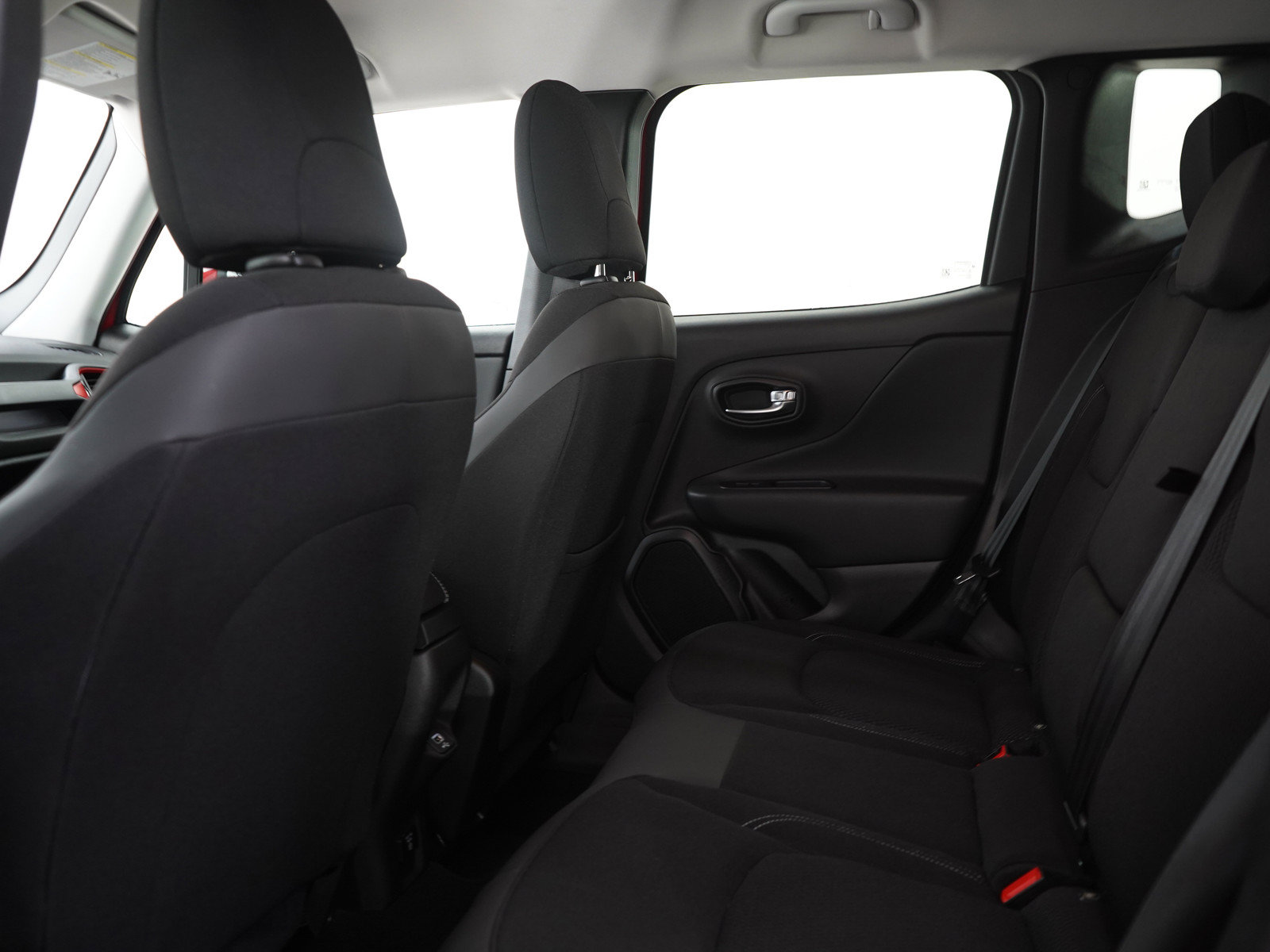 Used 2022 Jeep Renegade Latitude w/ Convenience Group AWD/4WD image 17