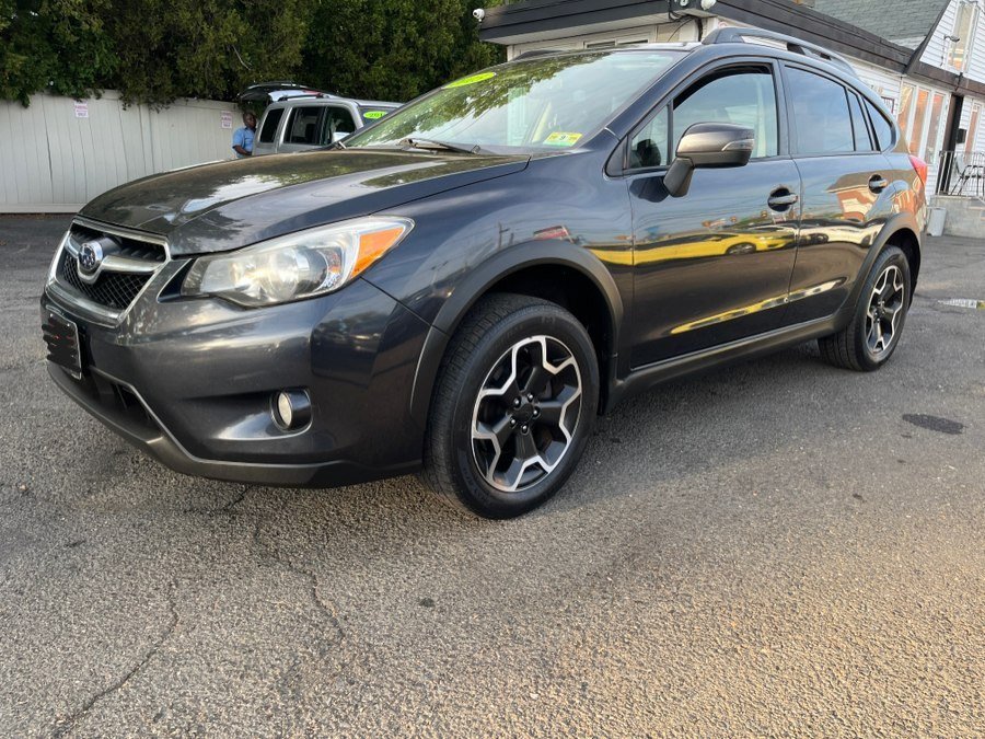Used 2015 Subaru Crosstrek 2.0i Limited w/ Popular Package #2 AWD/4WD image 2