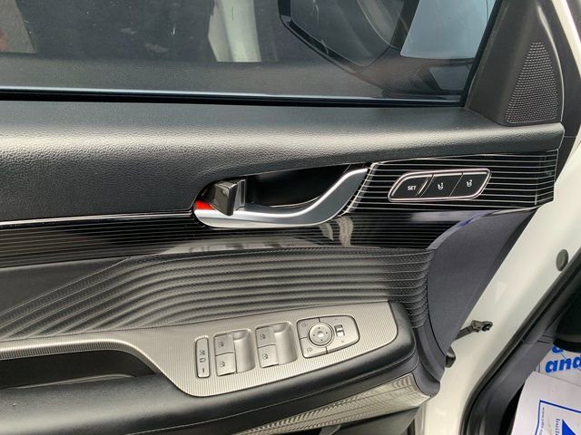 Used 2023 Hyundai Palisade Calligraphy image 25