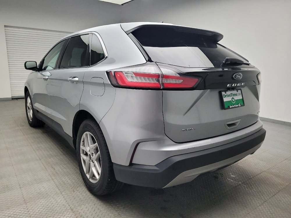 Used 2023 Ford Edge SEL image 5