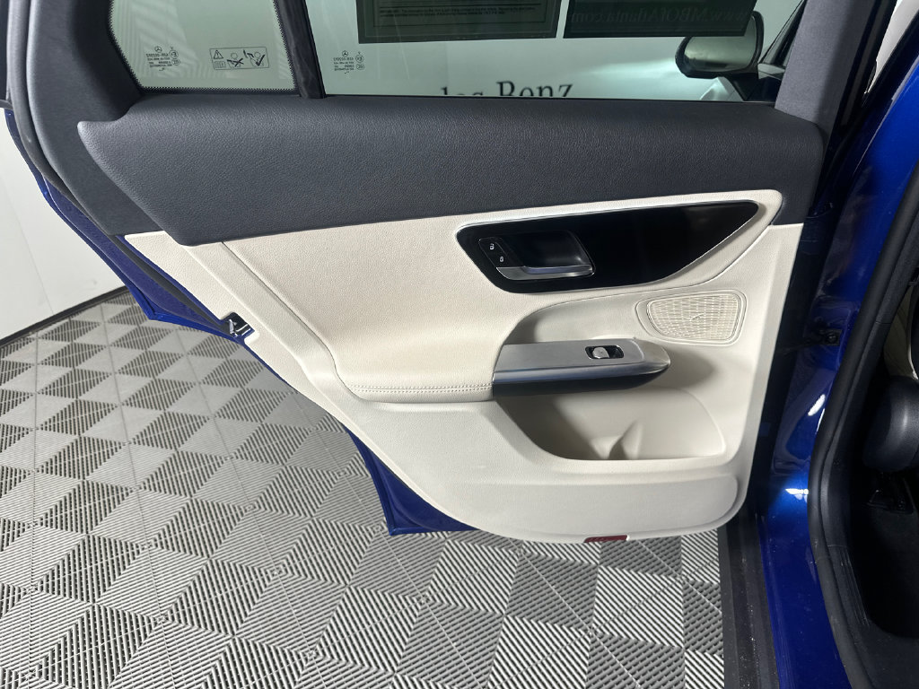 Certified 2025 Mercedes-Benz GLC 350e 4MATIC image 24