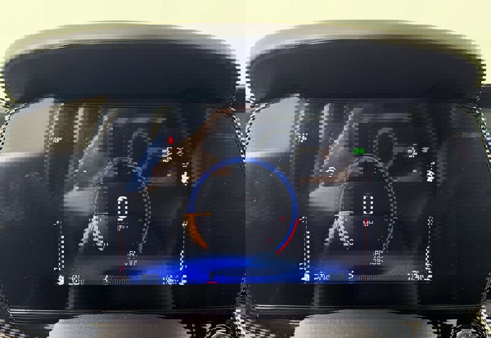 New 2026 Chevrolet Trax RS w/ Sunroof Package image 11