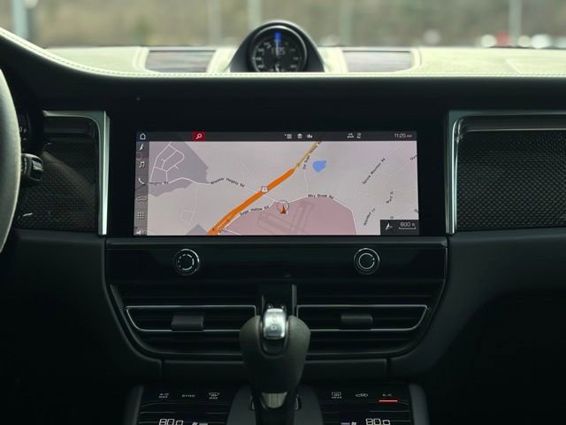 Used 2023 Porsche Macan GTS image 35