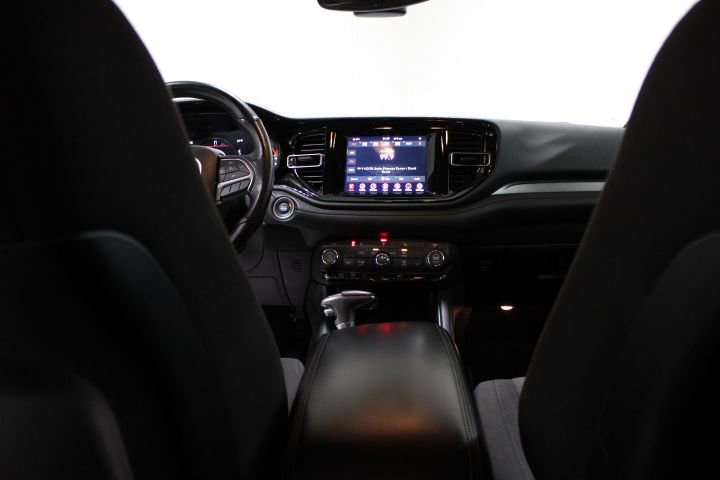 Used 2024 Dodge Durango SXT image 31