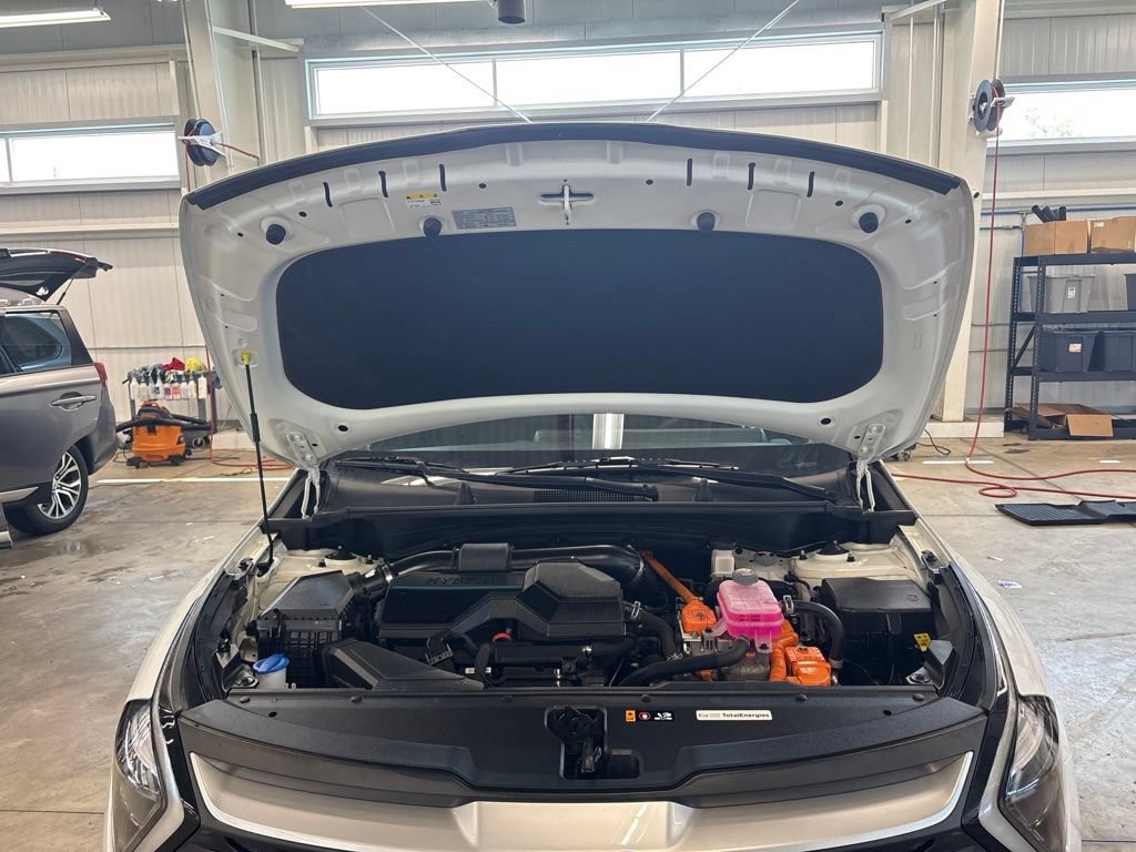 Certified 2023 Kia Sportage LX AWD/4WD image 26