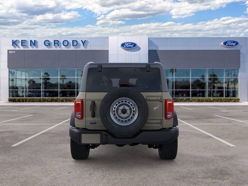 New 2026 Ford Bronco 4-Door AWD/4WD image 6