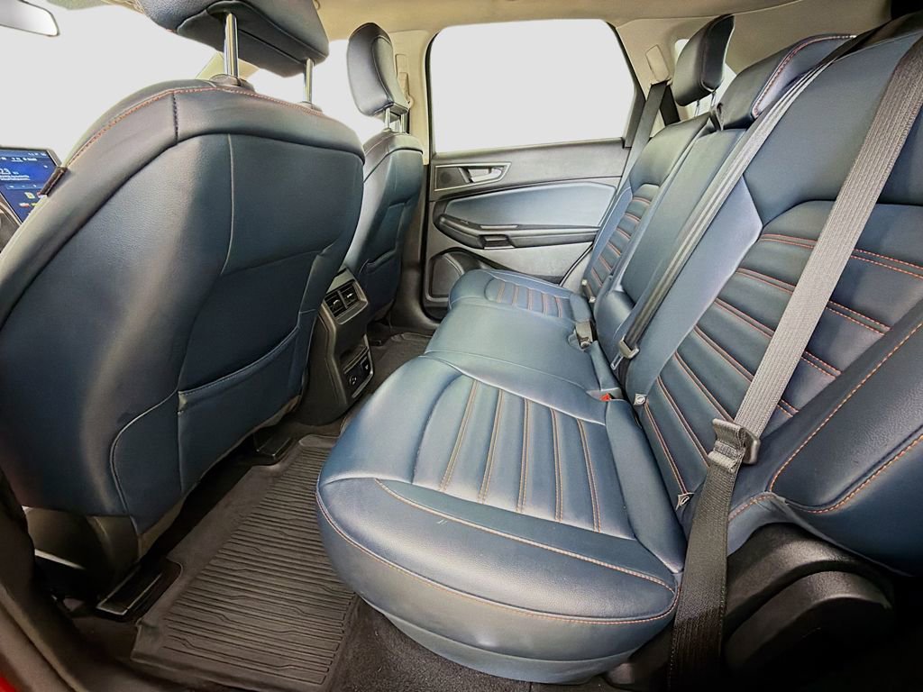 Used 2022 Ford Edge SEL w/ Sport Appearance Package image 21