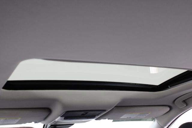 Certified 2020 Nissan Altima 2.5 SR w/ Premium Package image 18