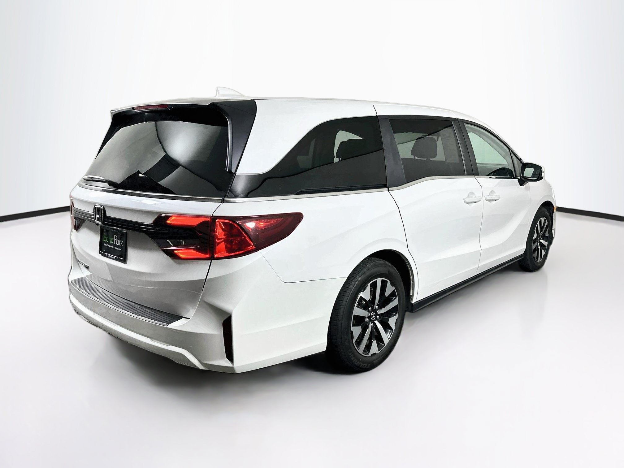 Used 2025 Honda Odyssey EX-L image 9