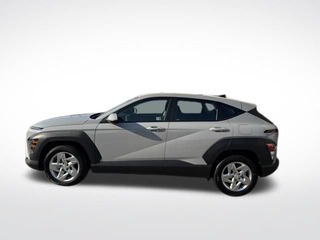 Used 2025 Hyundai Kona SE FWD image 6