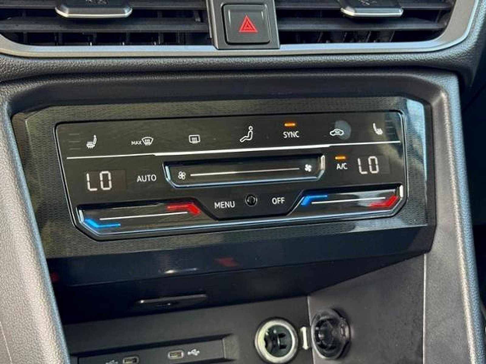 New 2026 Volkswagen Taos SE FWD image 22
