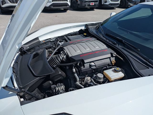 Used 2019 Chevrolet Corvette Stingray Coupe w/ 1LT RWD image 31