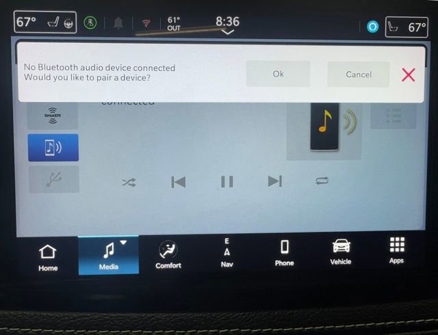 Used 2024 Chrysler Pacifica Limited FWD image 25